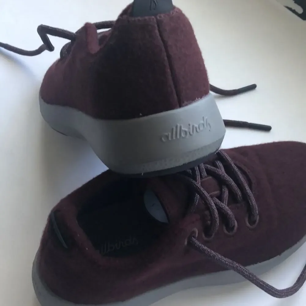 Women’s Allbirds Wool Runner Mizzles in Maroon/ Grey sole Size 7